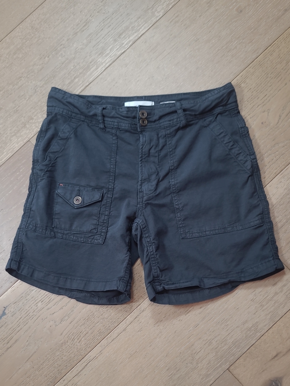 Anthropologie The Wanderer Shorts Women's sz 26 Utility Short Charcoal Grey
